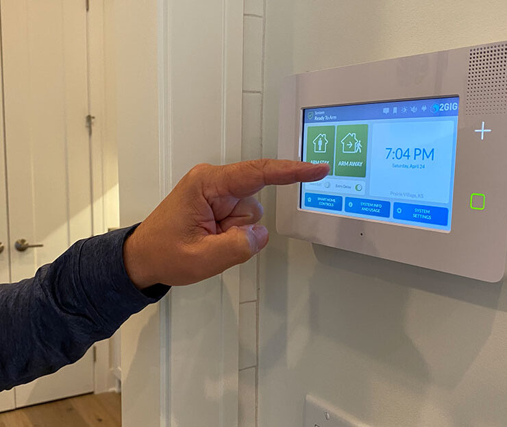 cómo activar una alarma